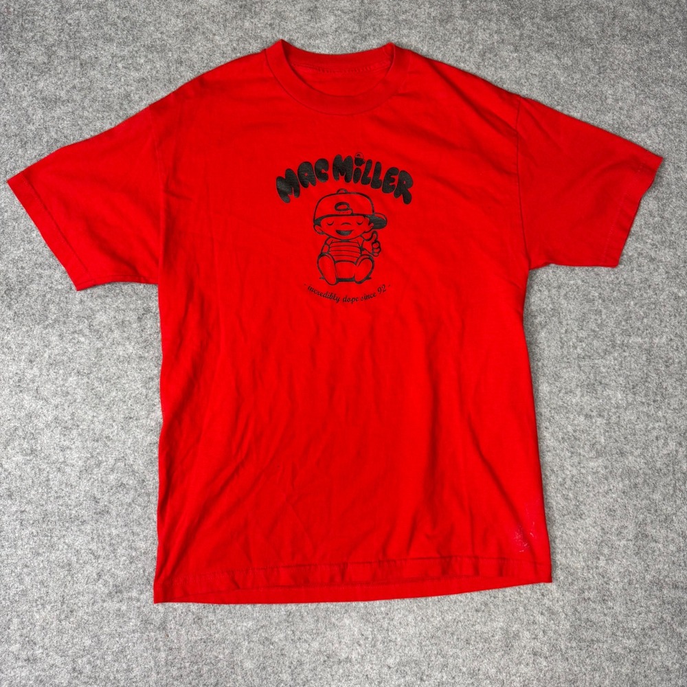 Mac Miller Red Graphic T-Shirt Incredibly Dope Since 92 Mens Medium Hip Hop Tee